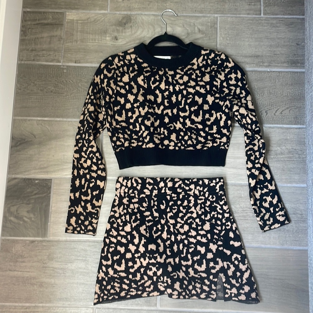 Matching set skirt and crop top